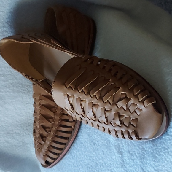 Nisolo Brown Leather Sandals main image 9